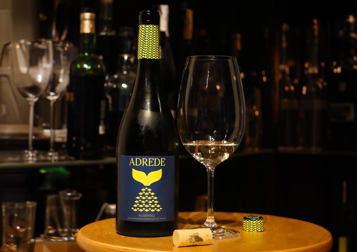 Diseño de etiqueta vino albariño Adrede
