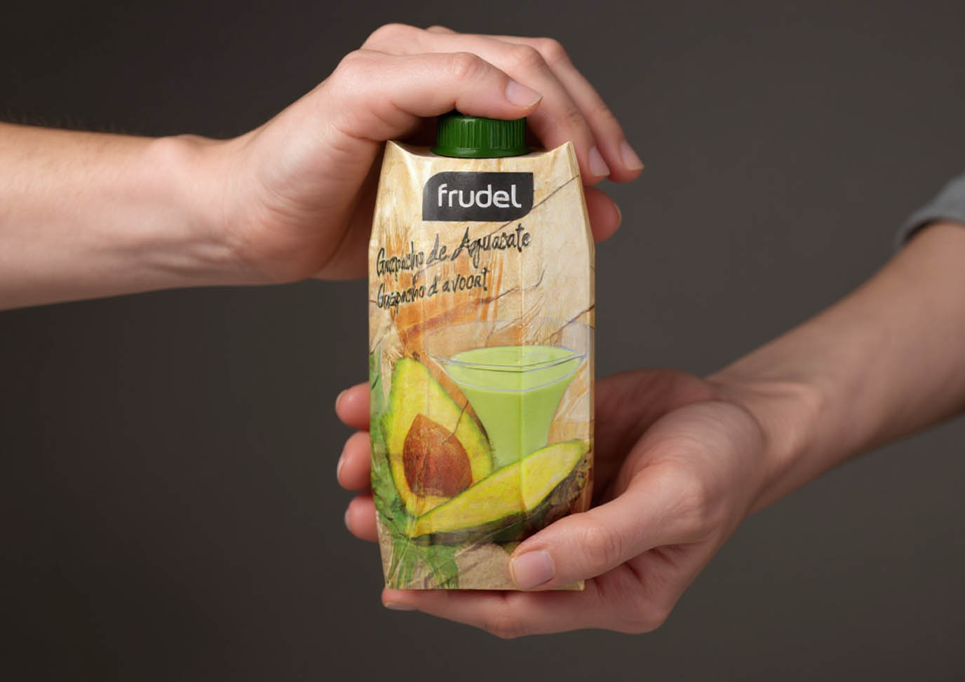 Diseño de packaging gazpacho – Gazpacho de aguacate para Frudel